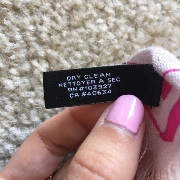 Marc by Marc Jacobs logo scarf - Picture 5 of 7